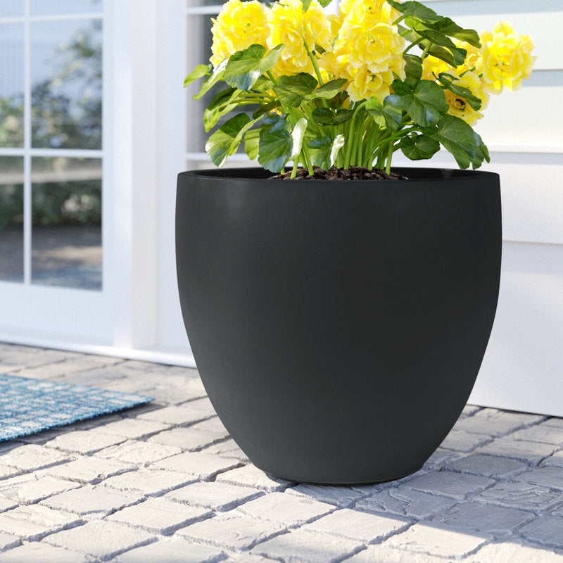 Acushnet 17.5  Dia Black Planter, Outdoor Pot with Drainage Hole
