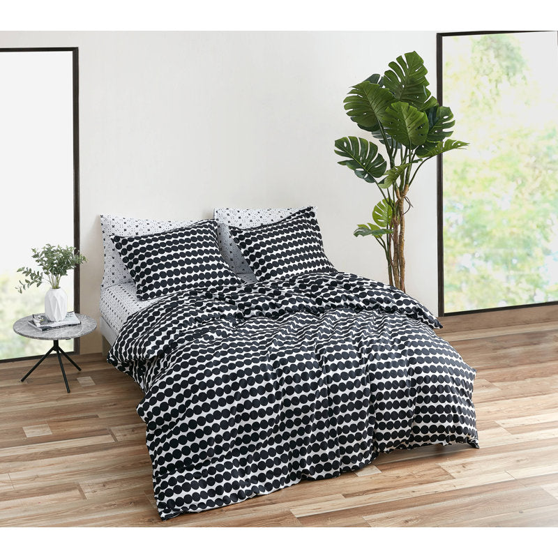 Marimekko Rasymatto Black Cotton Comforter Set